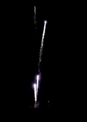 Effekt Silver Tiger Tail von Pyrotrade/PGE - Feuerwerk einfach online kaufen im Pyrographics Feuerwerkshop
